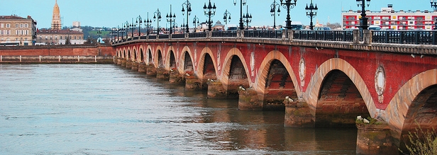 /Pont Pierre sobre el Garona